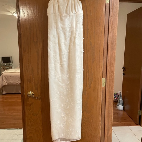 Nicole Miller starpless floral applicay dress - Picture 7 of 7